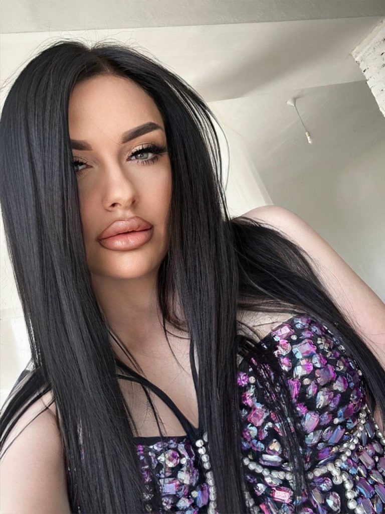 Знакомство с эскорт агентством Queens Palace в Москве